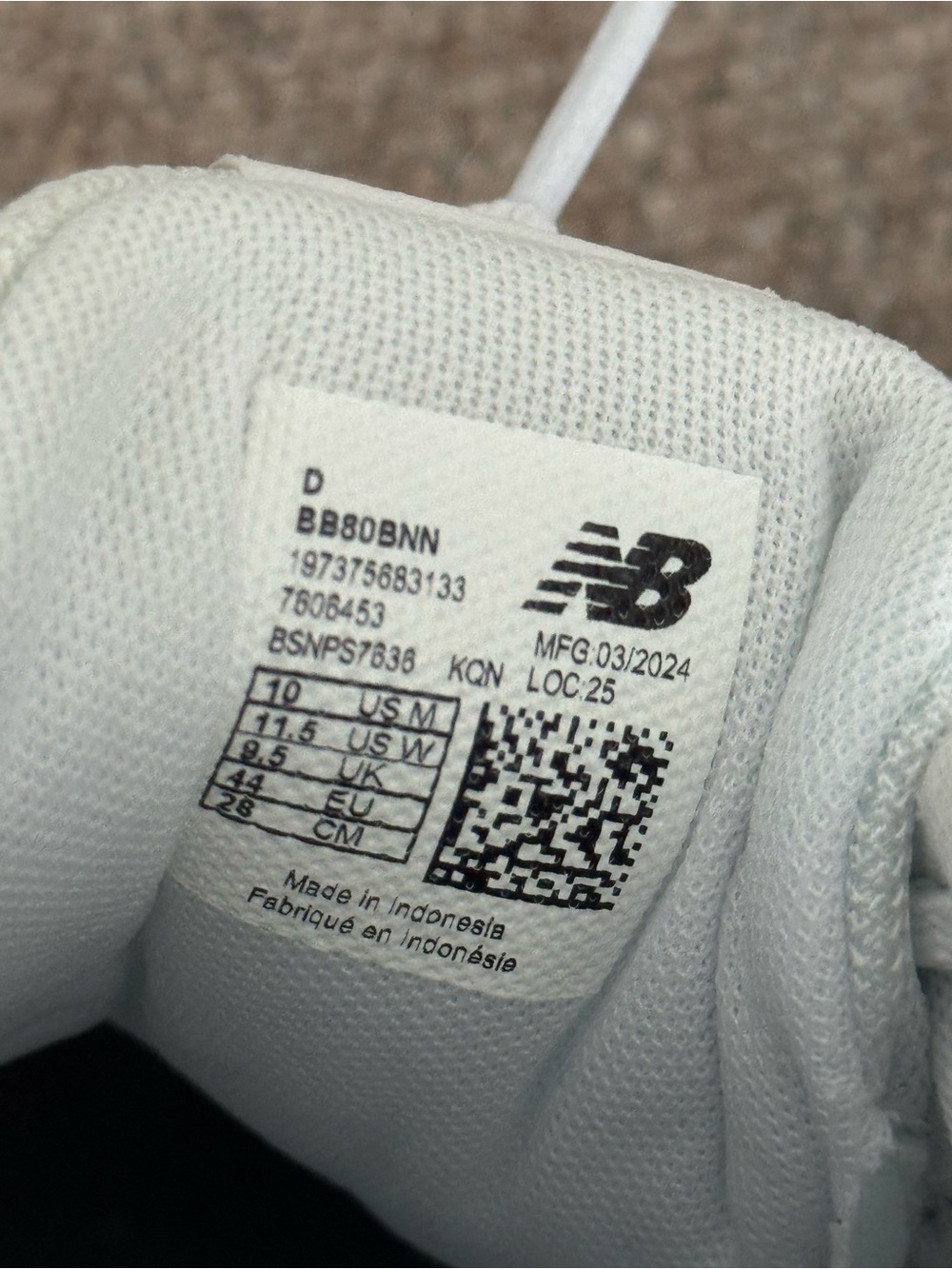 New Balance - Picture 7 of 8